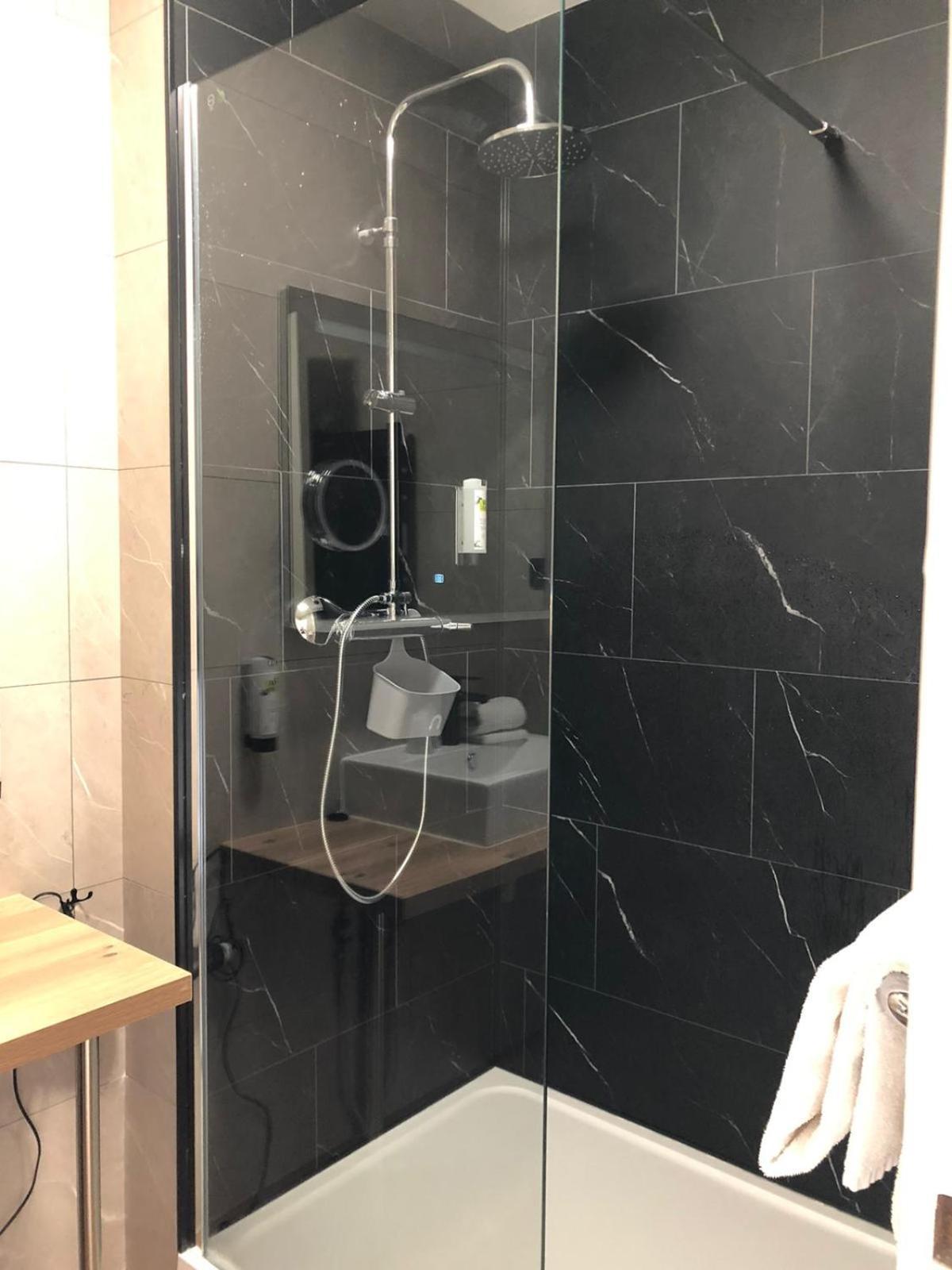 Logis Hotel Majestic Chatelaillon Plage - La Rochelle Kamer foto